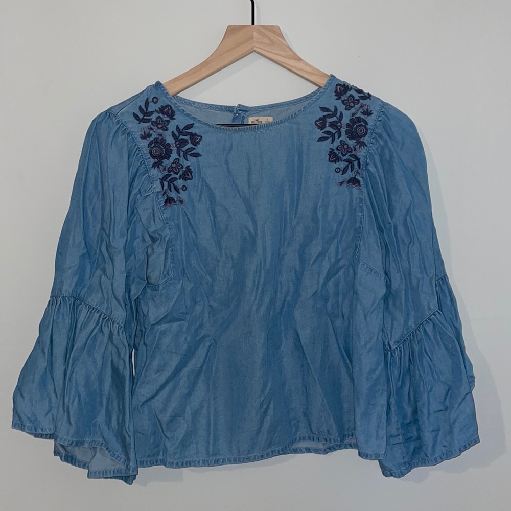 Floral Appliqué Hollister Shirt